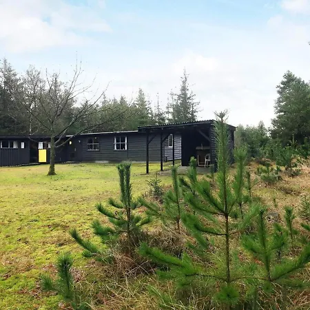 Charming Near - By Traum Fjerritslev